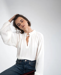 Blouse met strikkoordjes LA SOLENE Ivoor