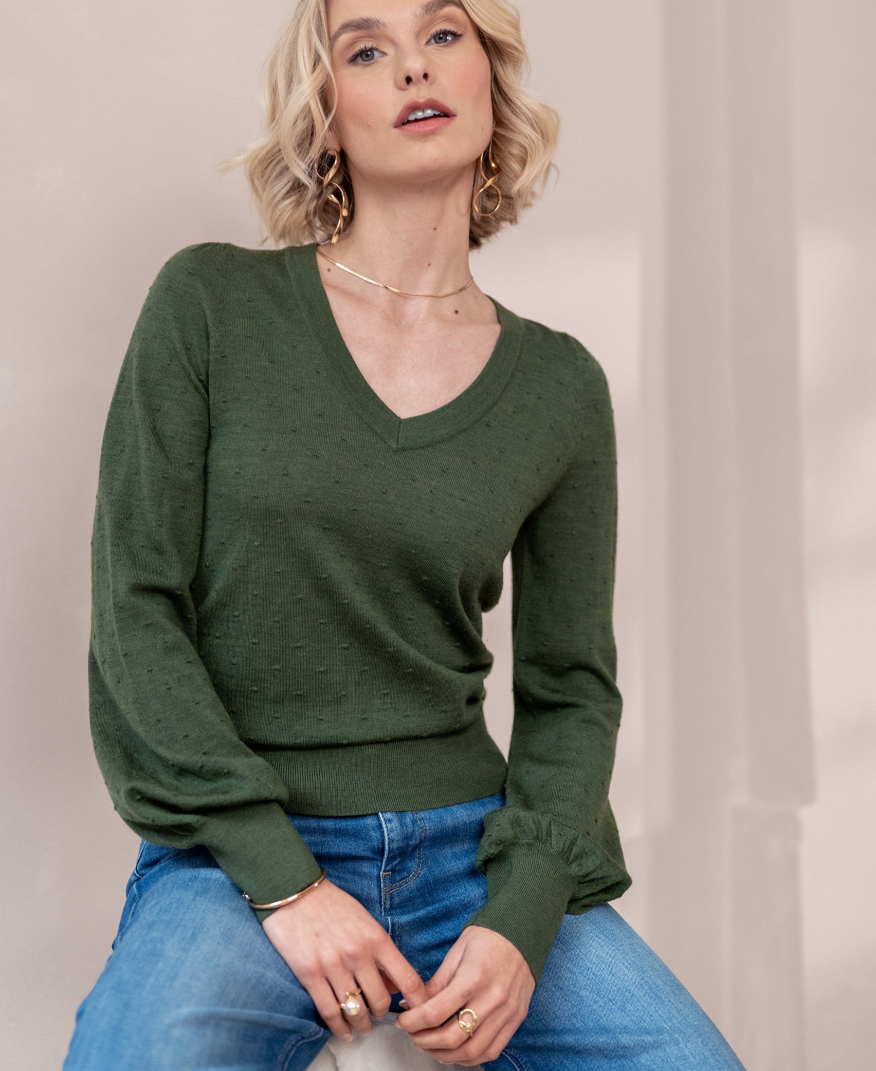 Merino-Pullover mit V-Ausschnitt LA VICTORIA Olivgrün
