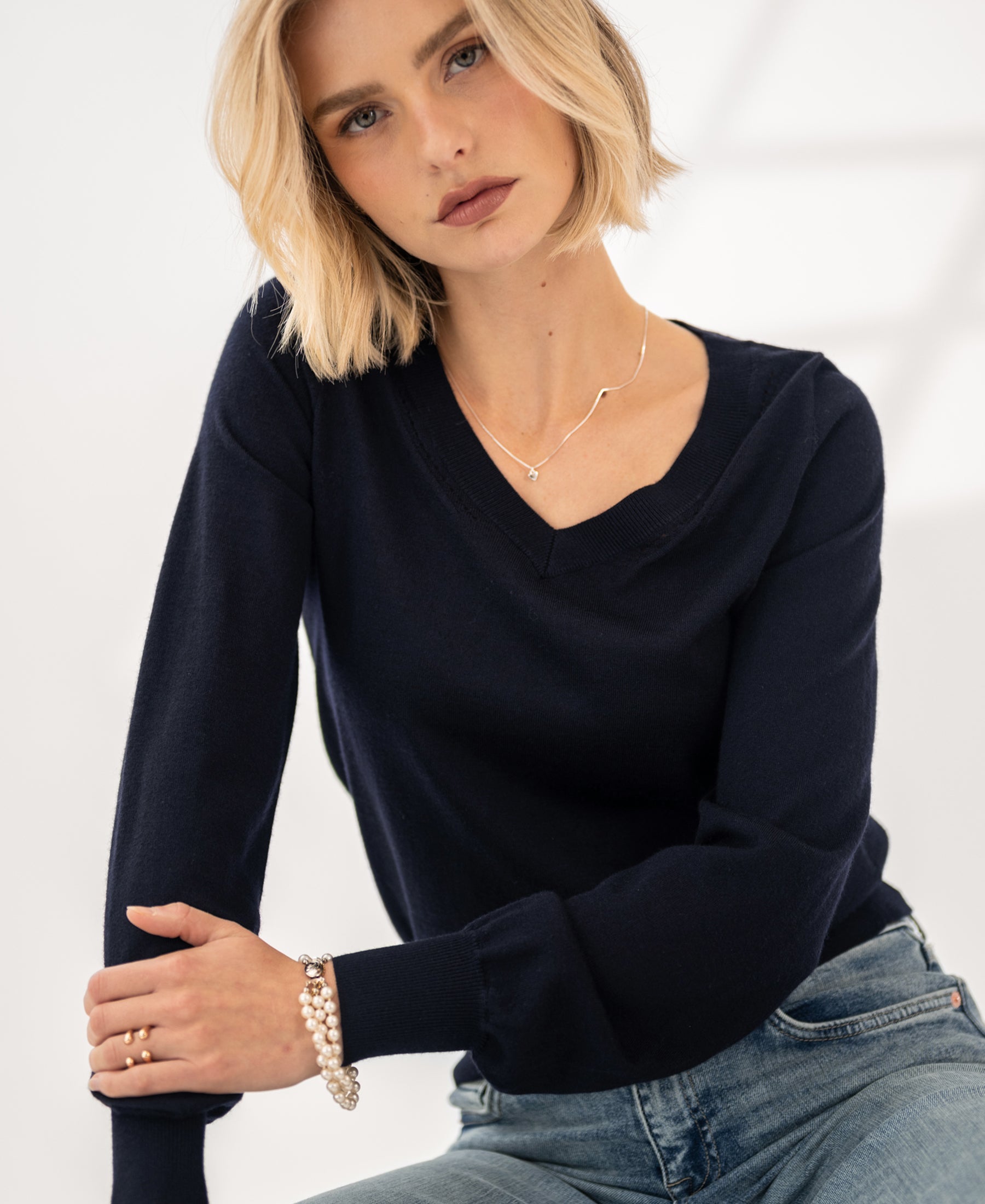 Merino-Pullover mit V-Ausschnitt LA VILLE Dunkelblau