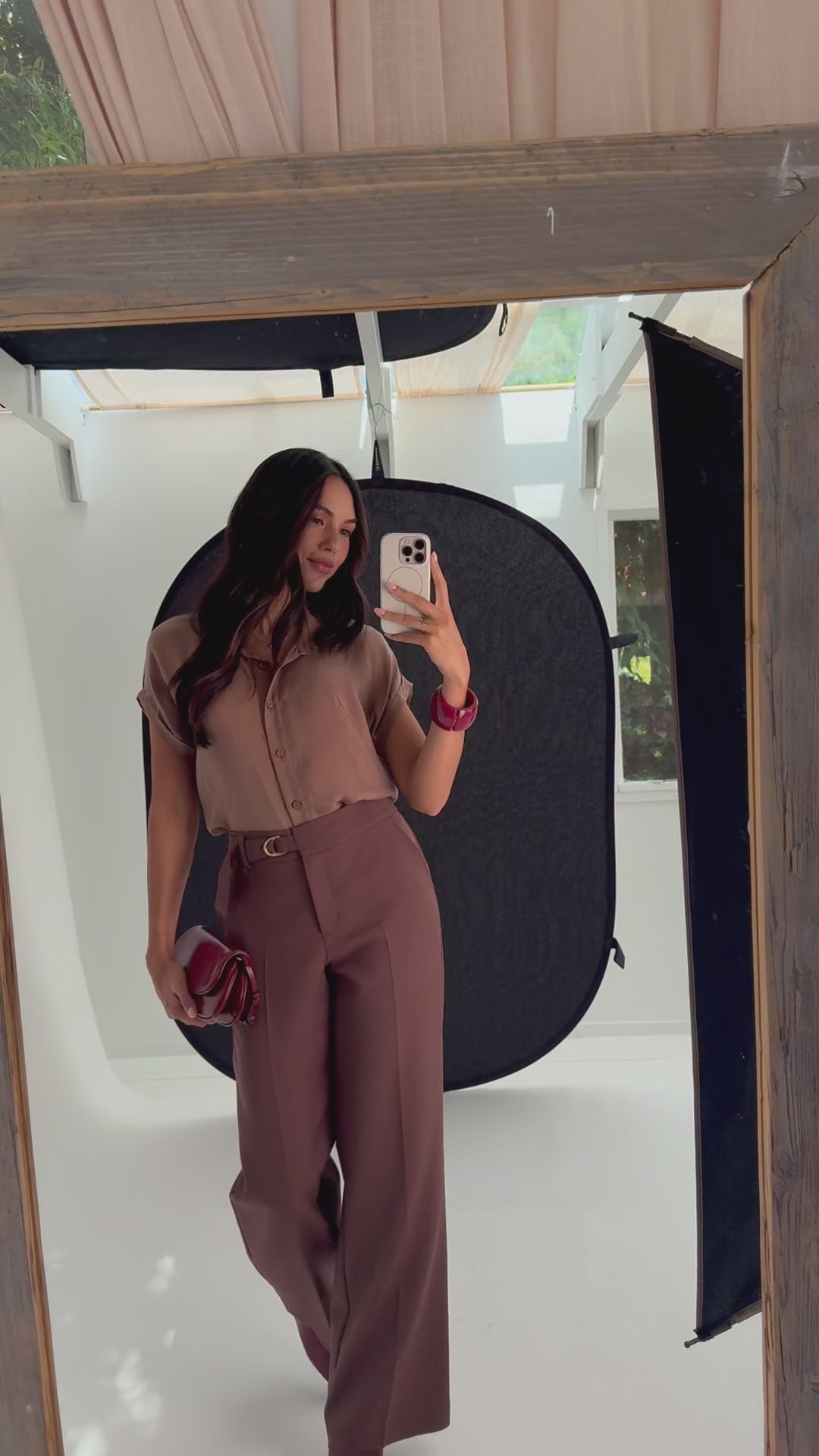 Cupro blouse LA MORGANE Mocha Mousse