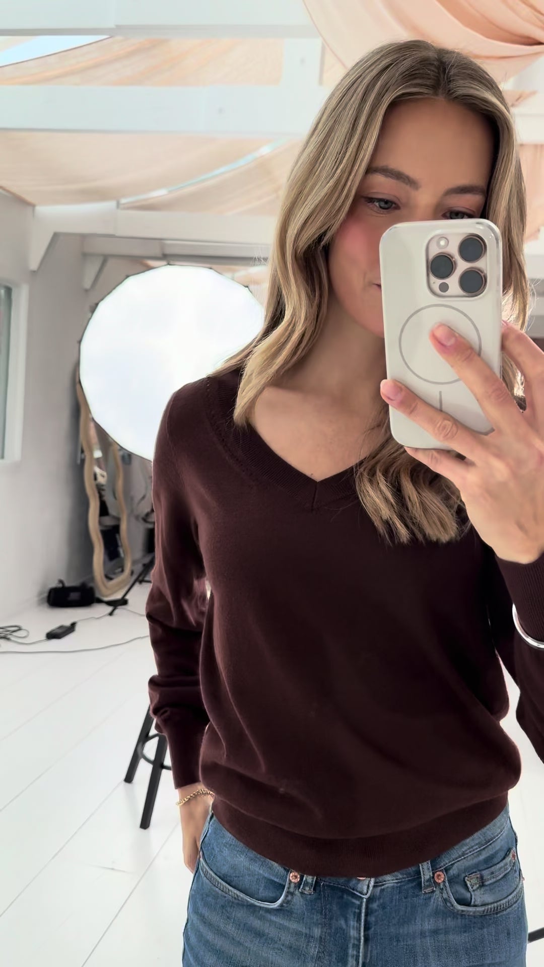 Merino V-hals trui LA VILLE Aubergine